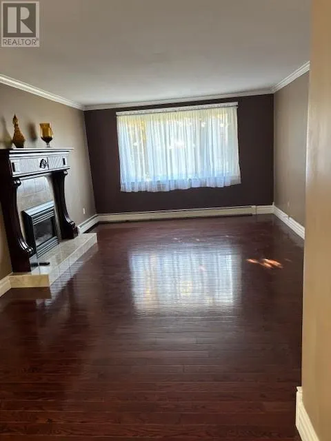 15 Bradley Place