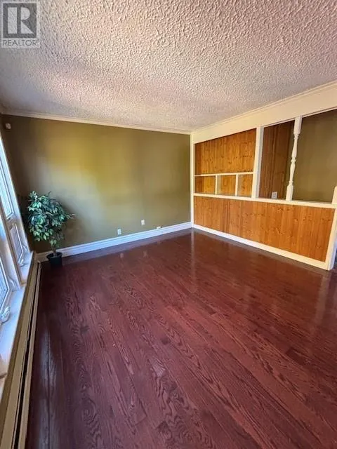 15 Bradley Place