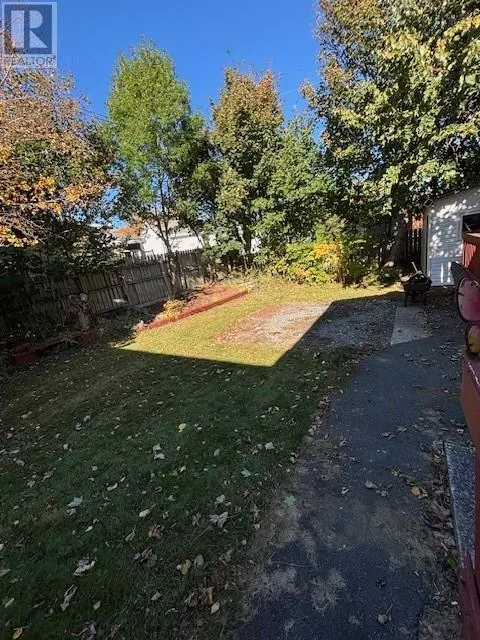15 Bradley Place