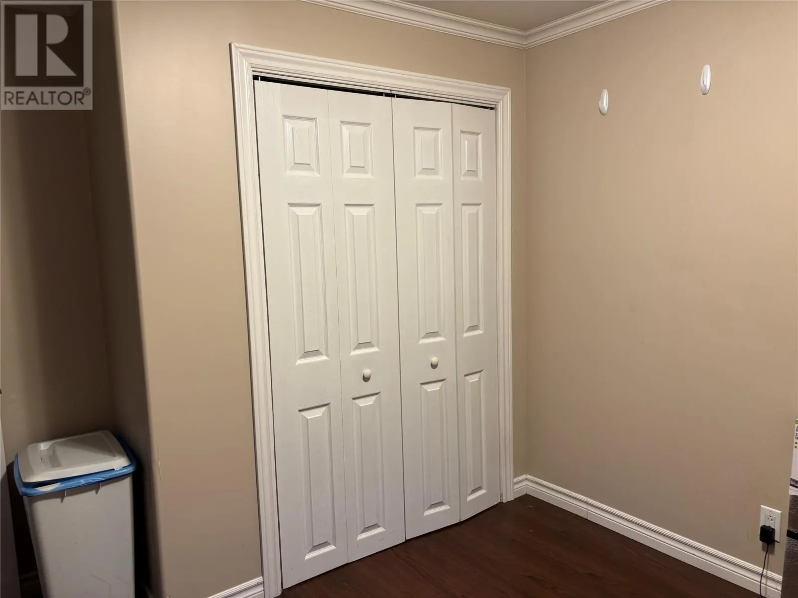 15 Bradley Place