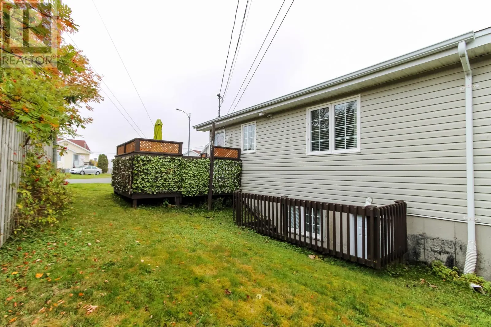 2 GLAVINE Street