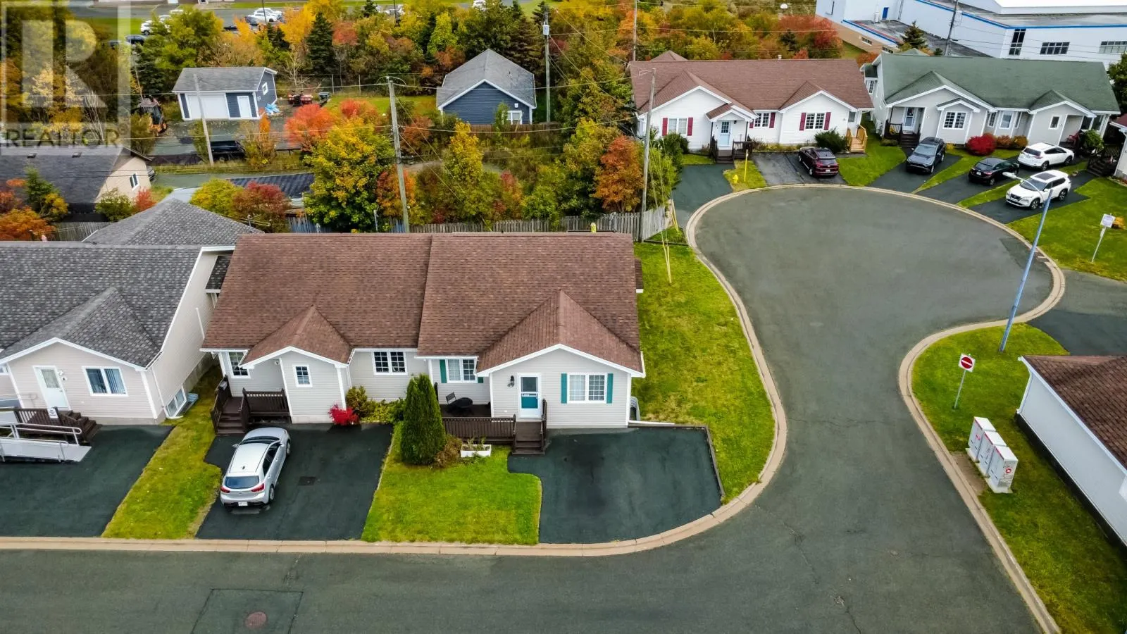 2 GLAVINE Street