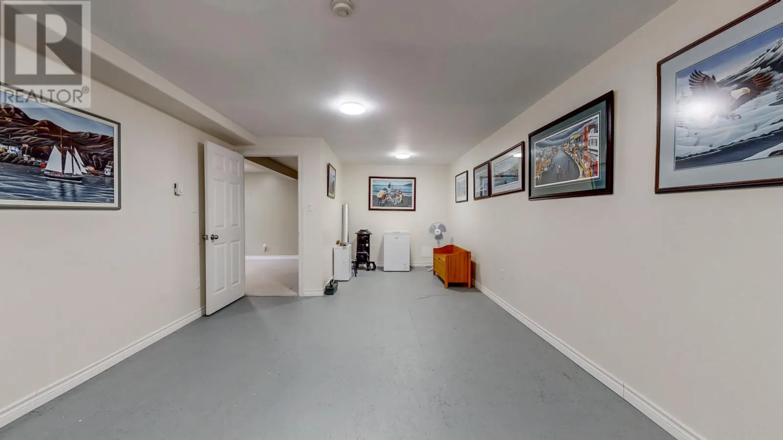 2 GLAVINE Street
