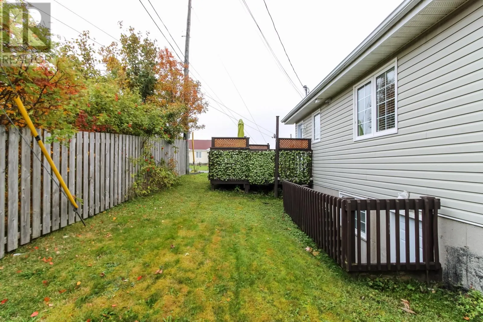 2 GLAVINE Street