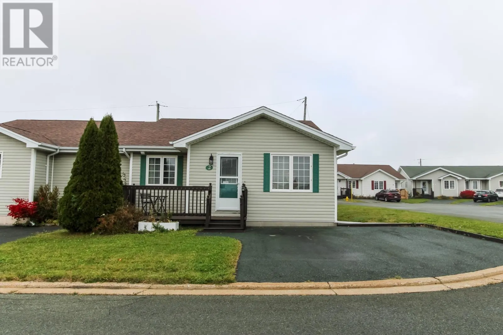 2 GLAVINE Street