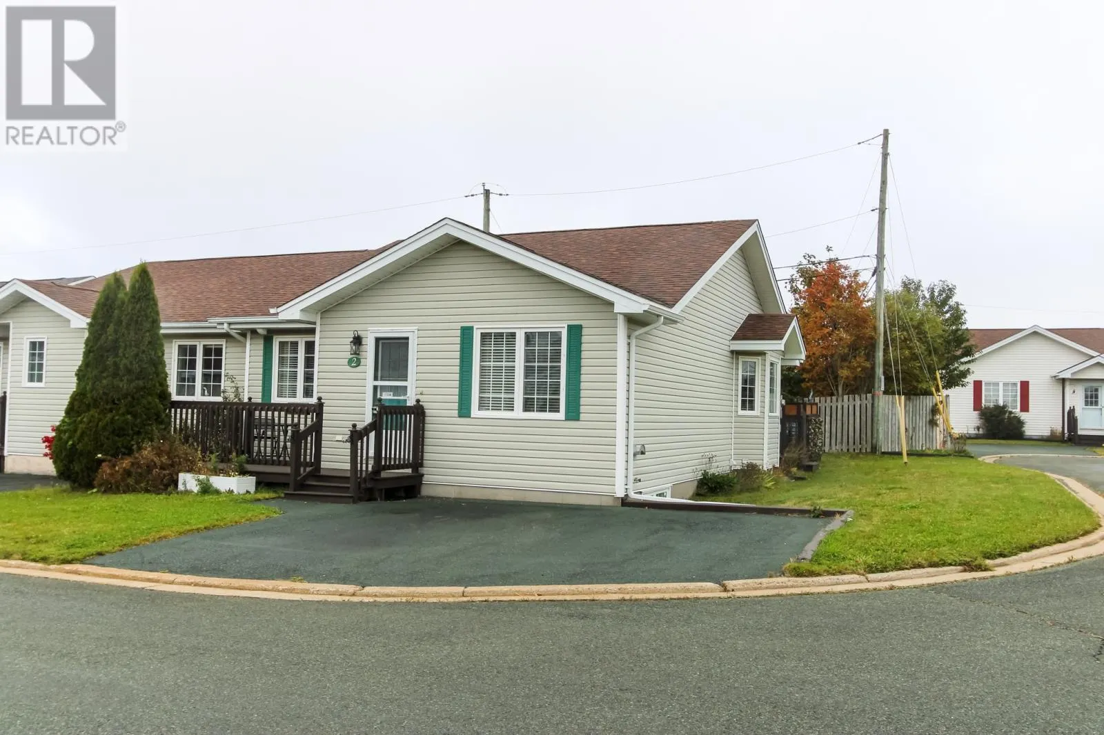 2 GLAVINE Street