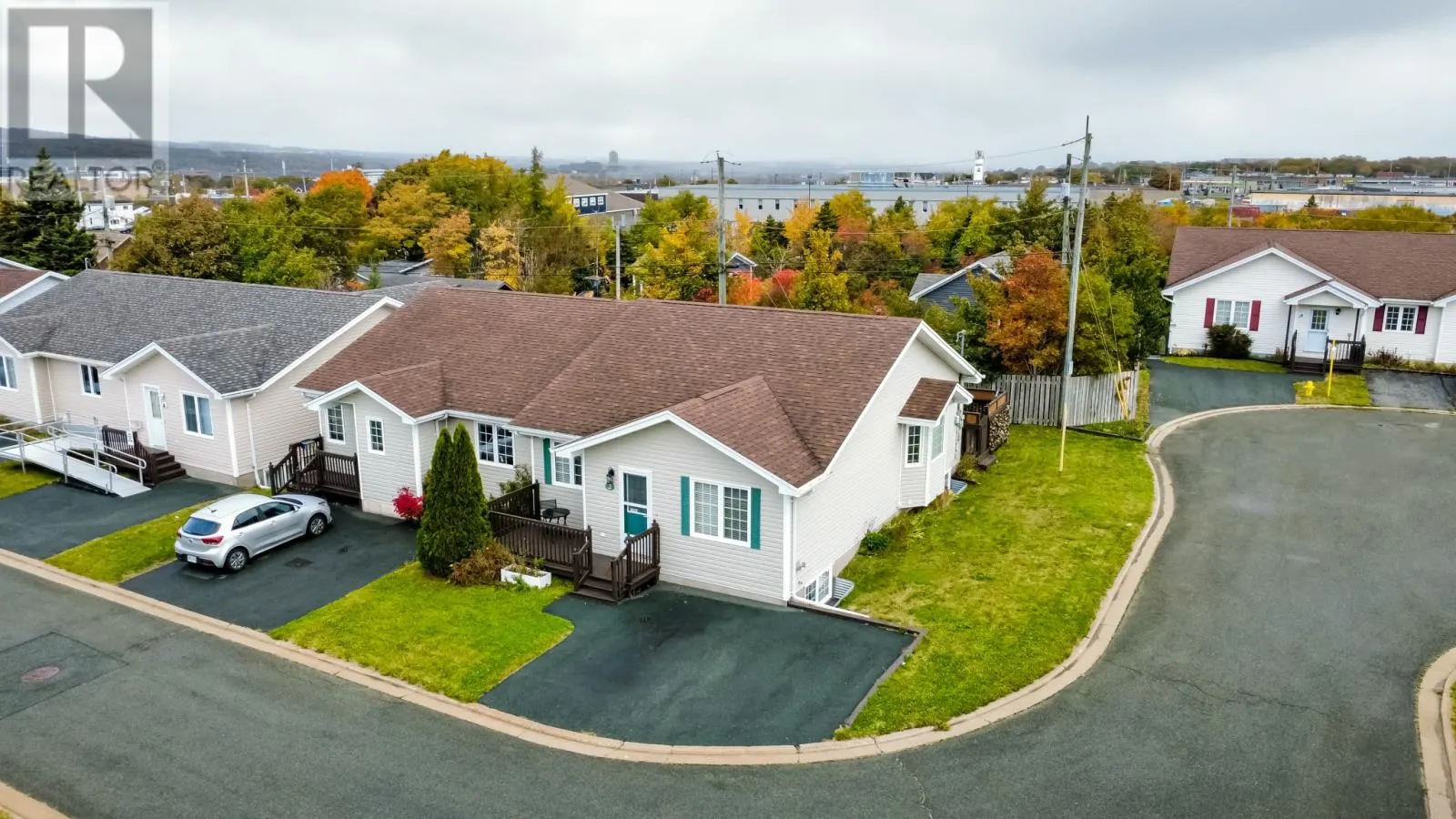 2 GLAVINE Street