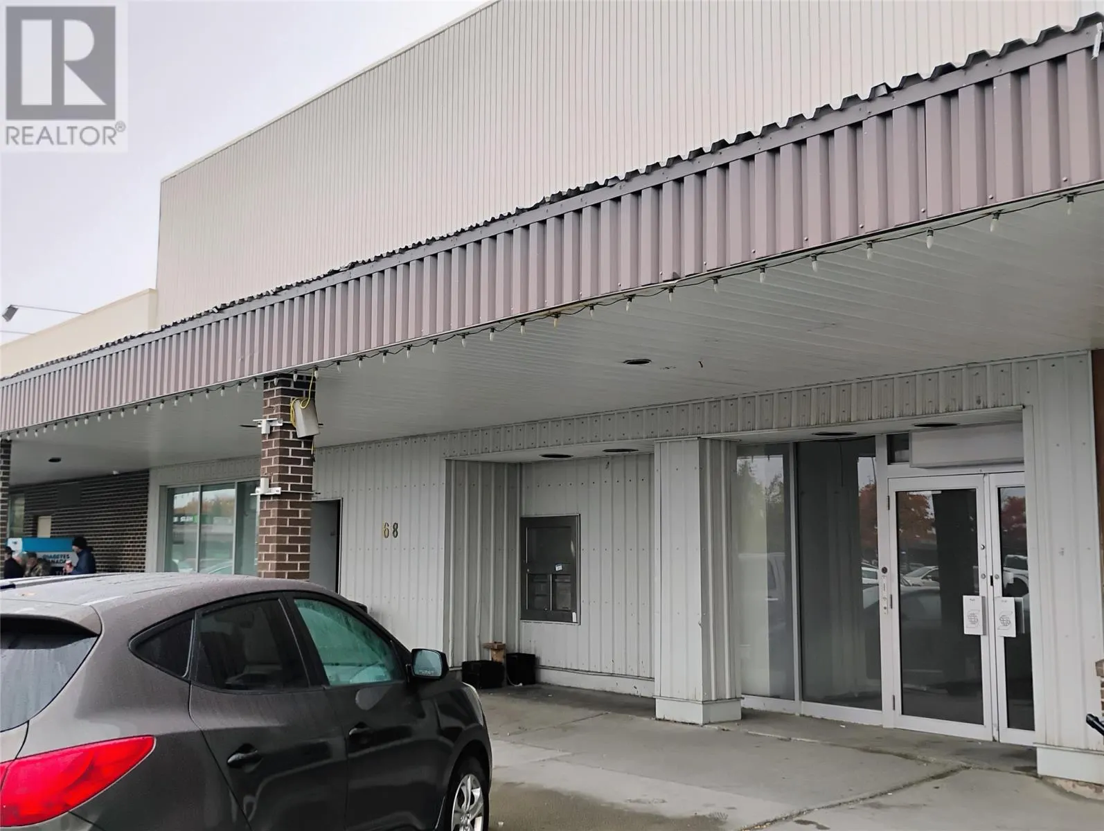 68-70 Elizabeth Drive