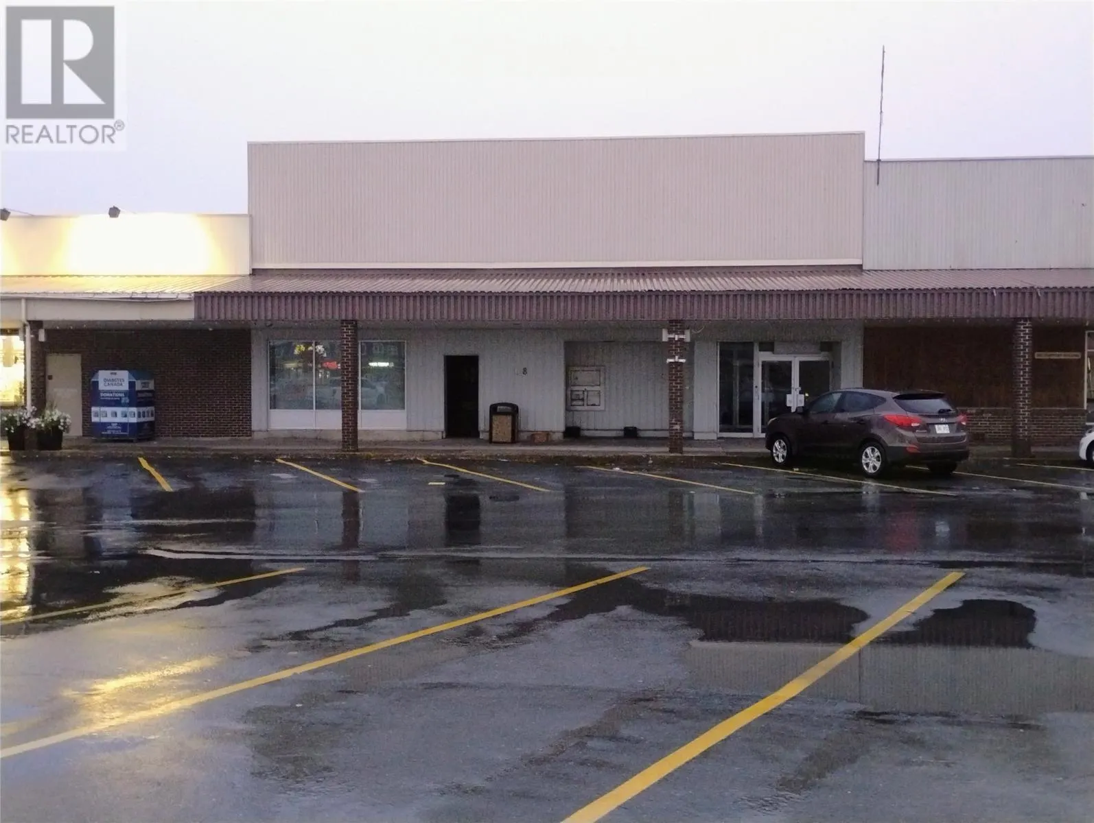 68-70 Elizabeth Drive