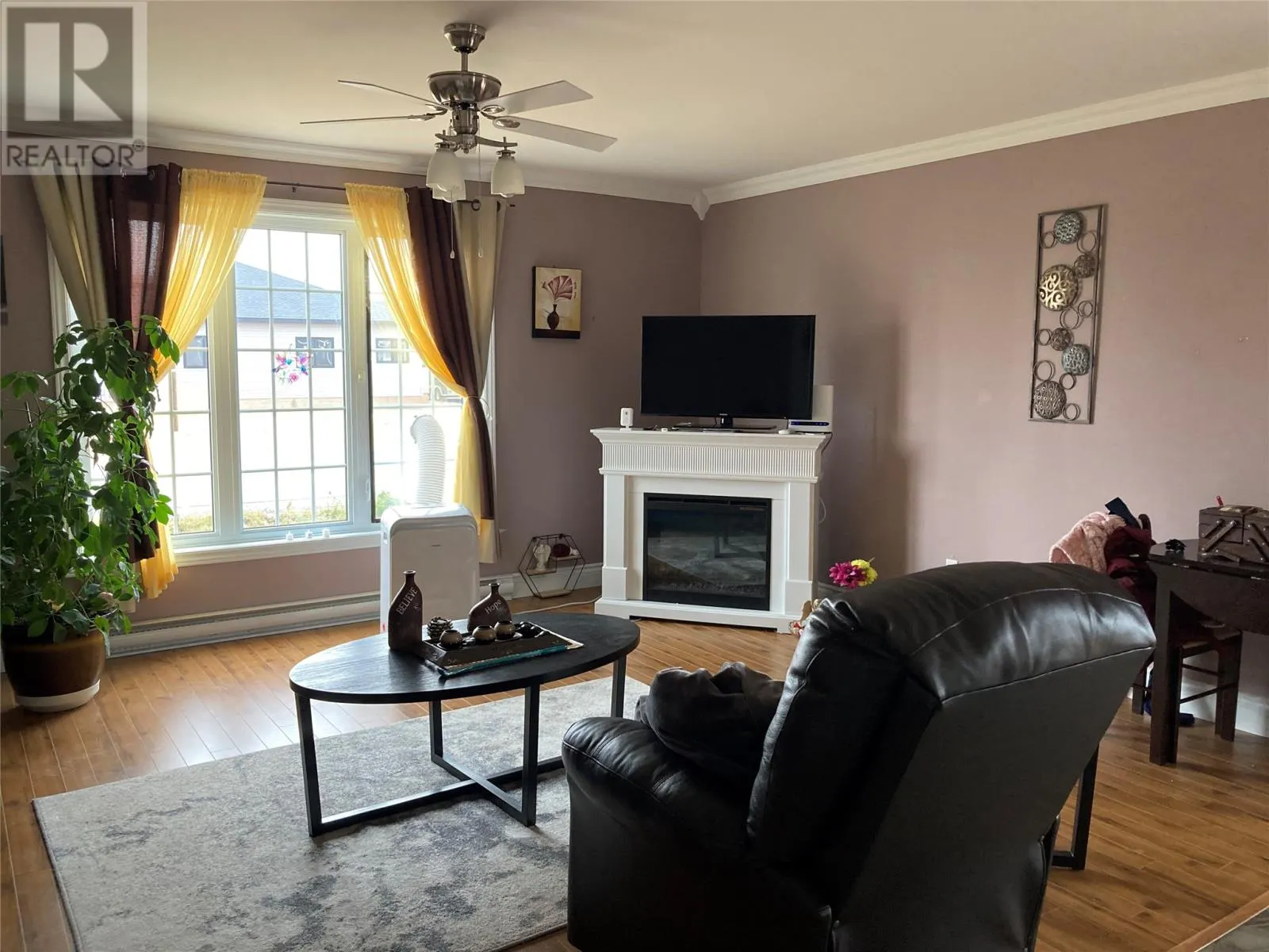 3 Oliver Drive