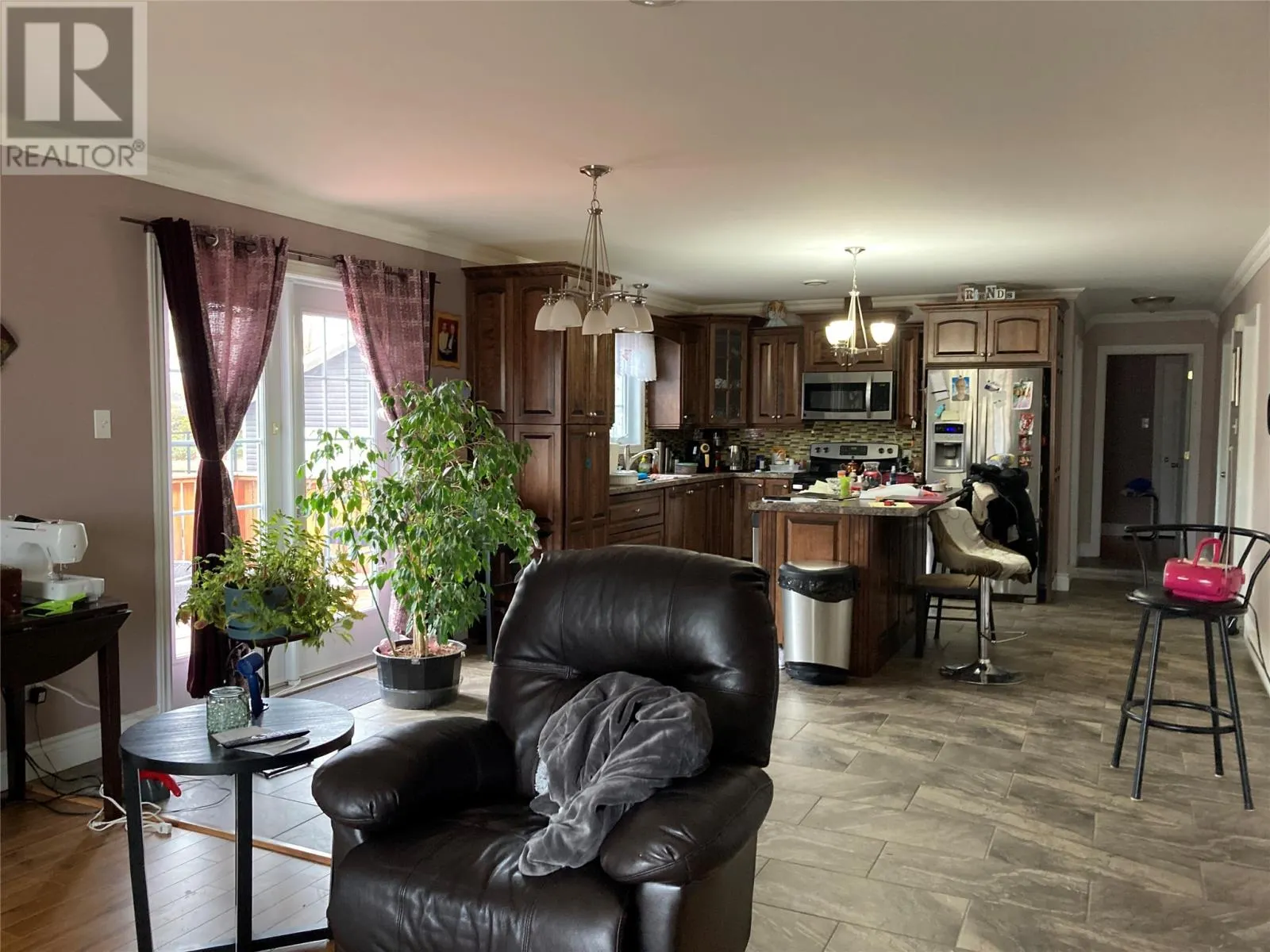 3 Oliver Drive