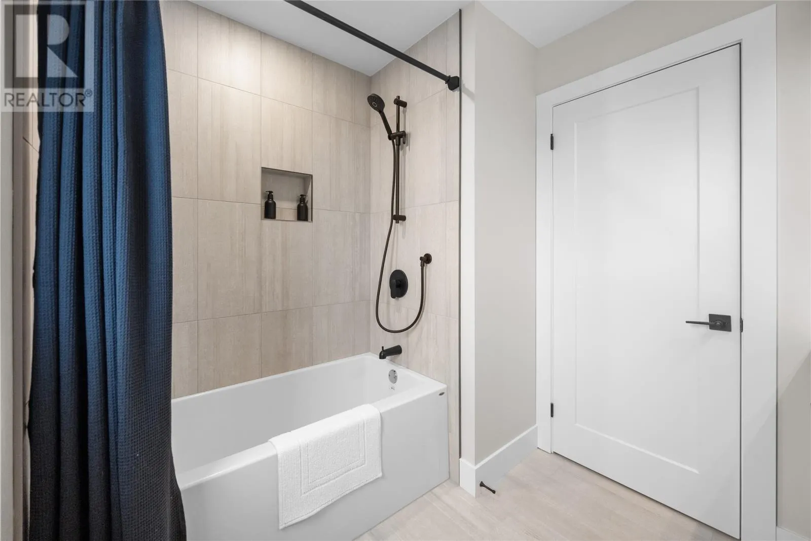 14 Kinglet Way