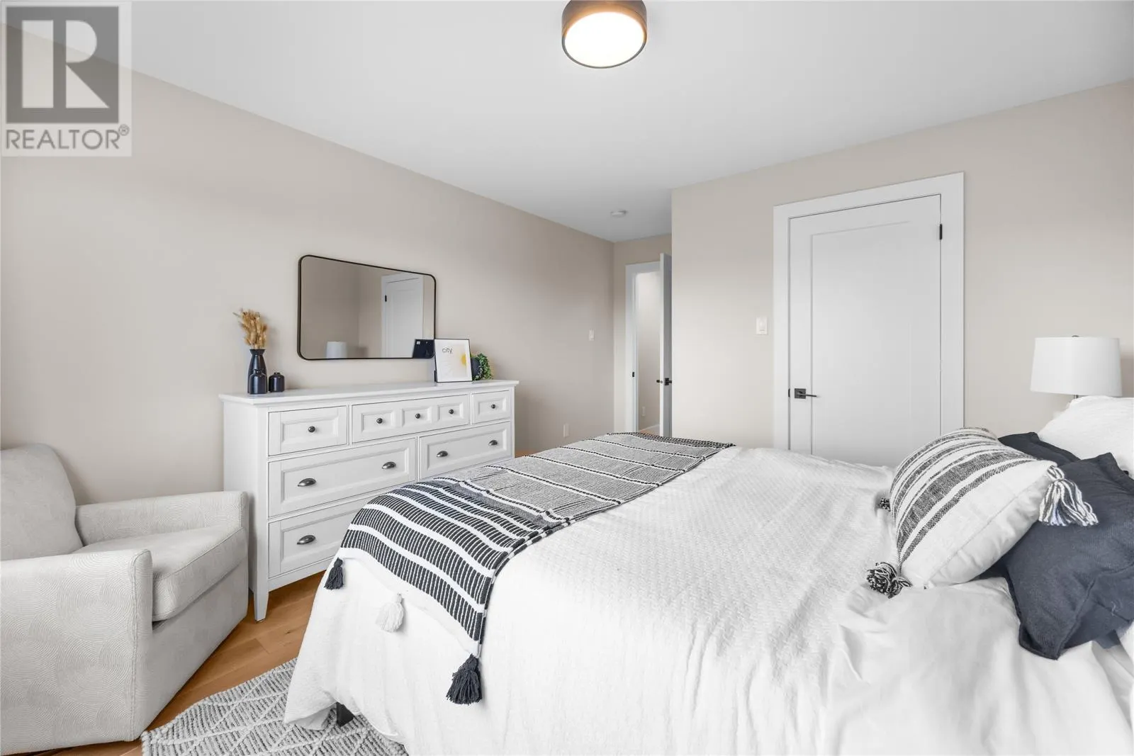 14 Kinglet Way
