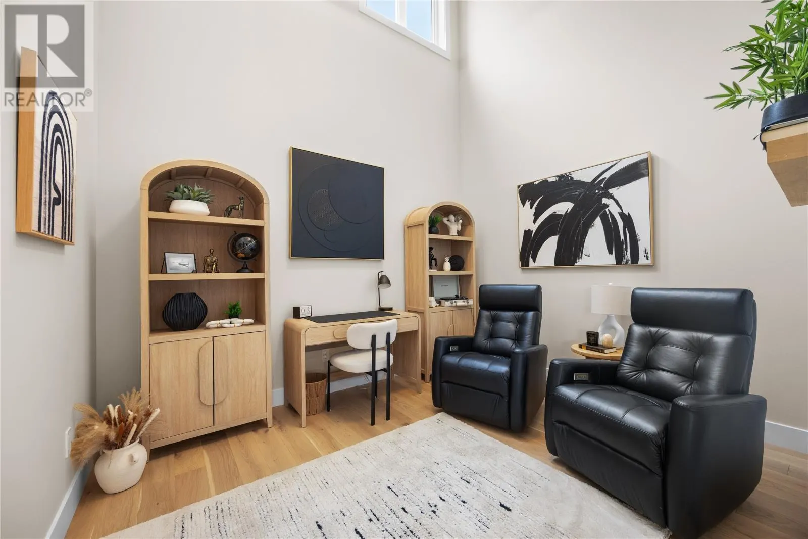 14 Kinglet Way