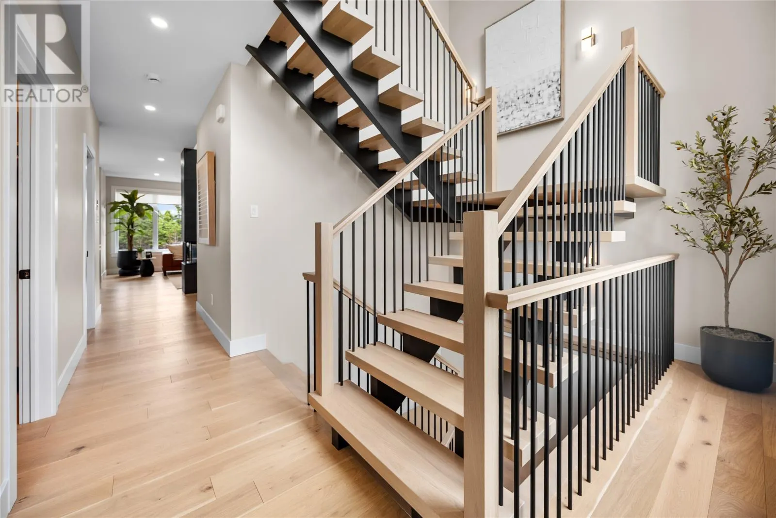 14 Kinglet Way