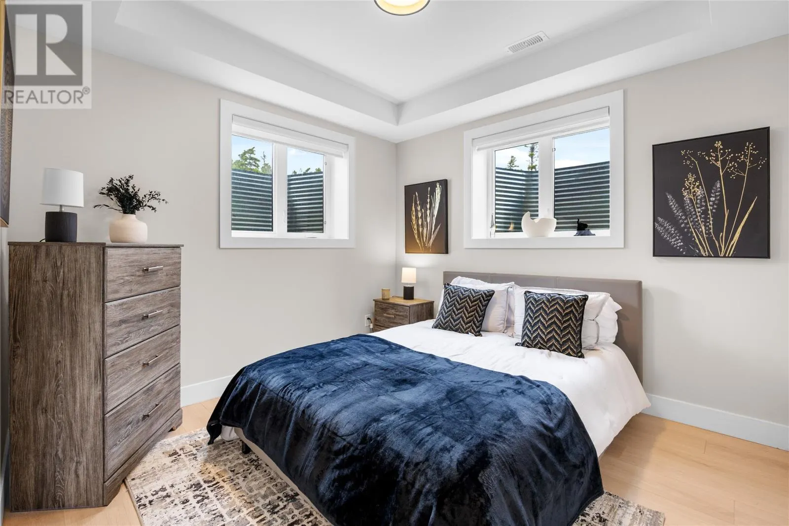 14 Kinglet Way