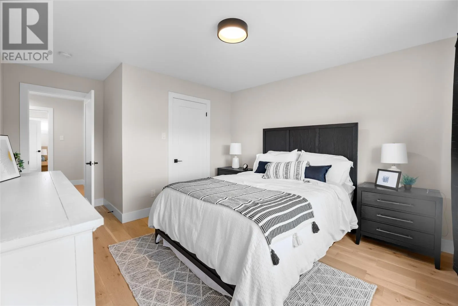 14 Kinglet Way