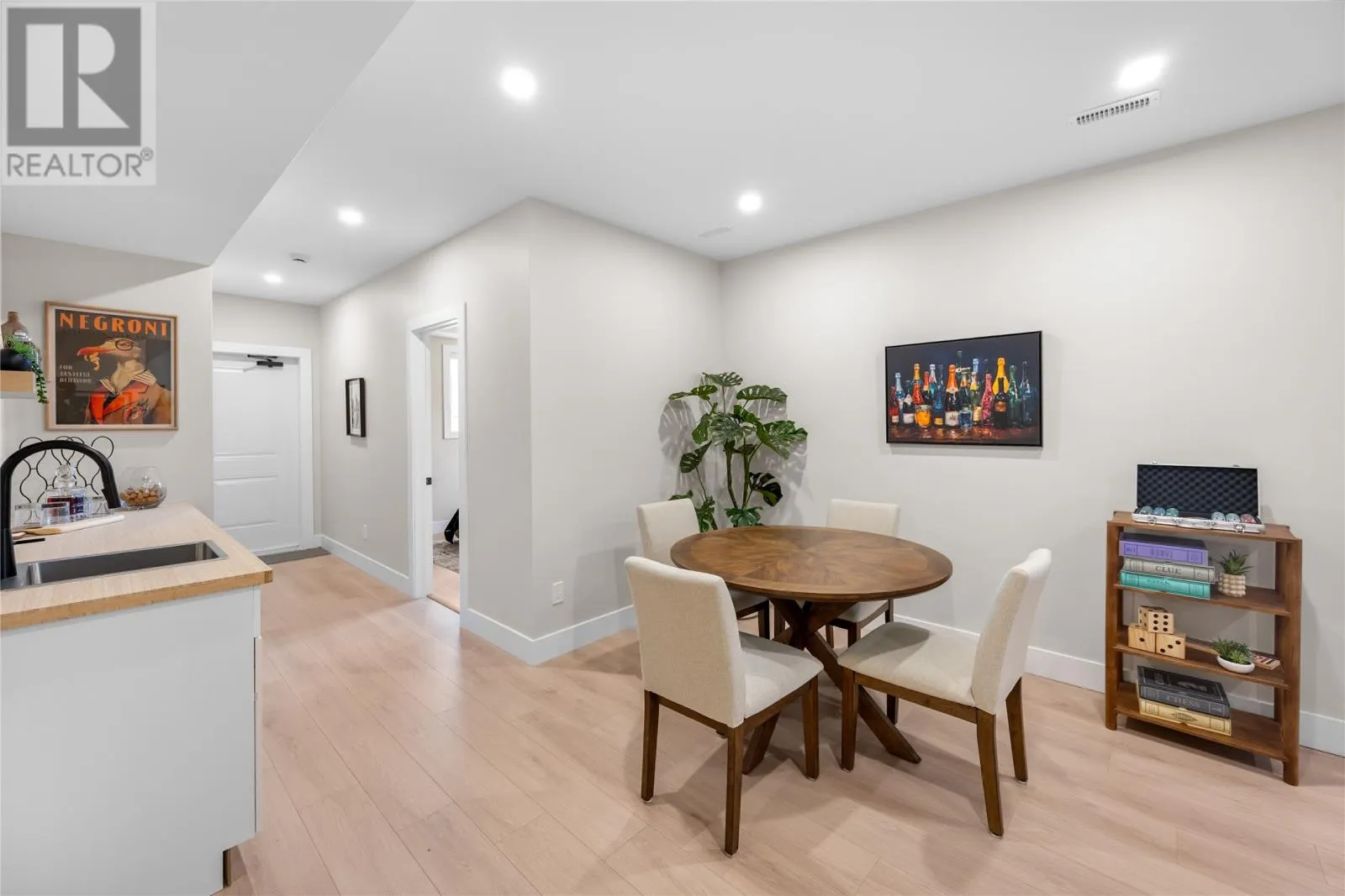 14 Kinglet Way