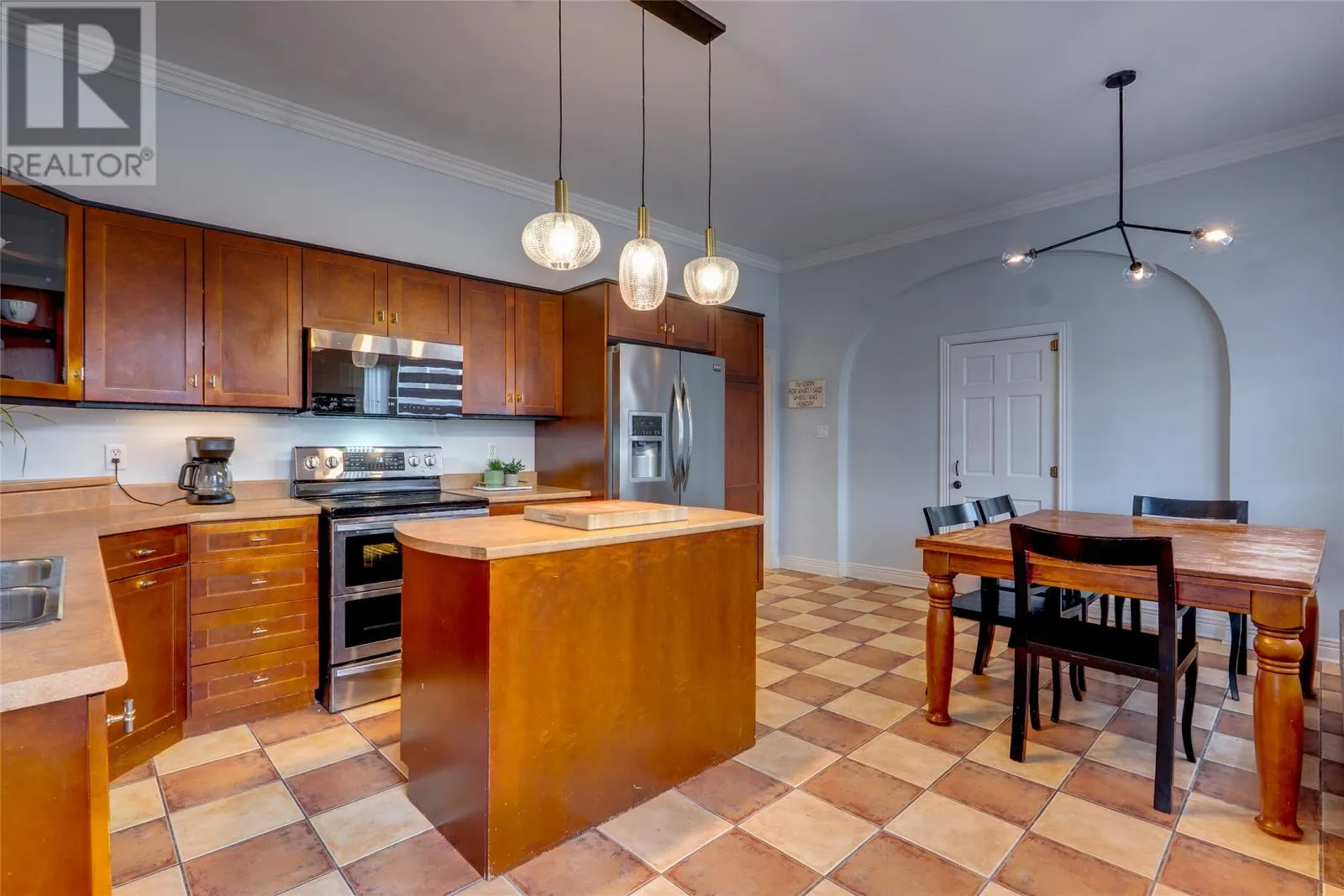 32 Topsail Road