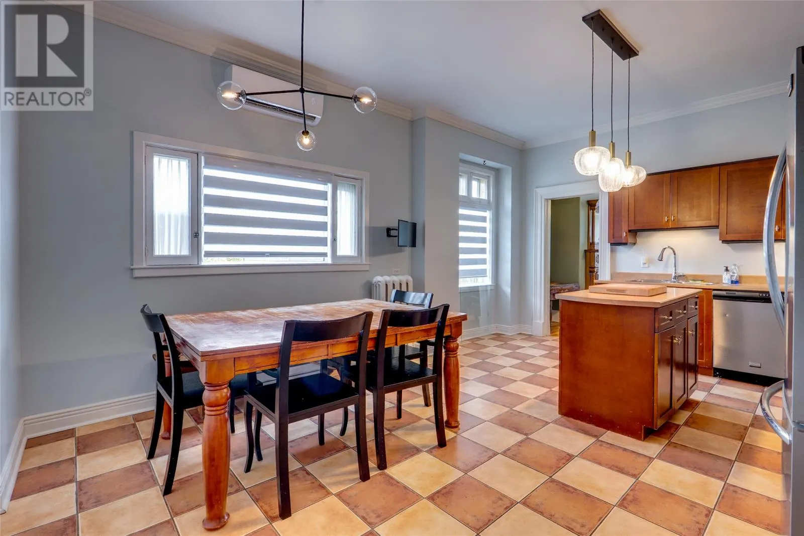 32 Topsail Road