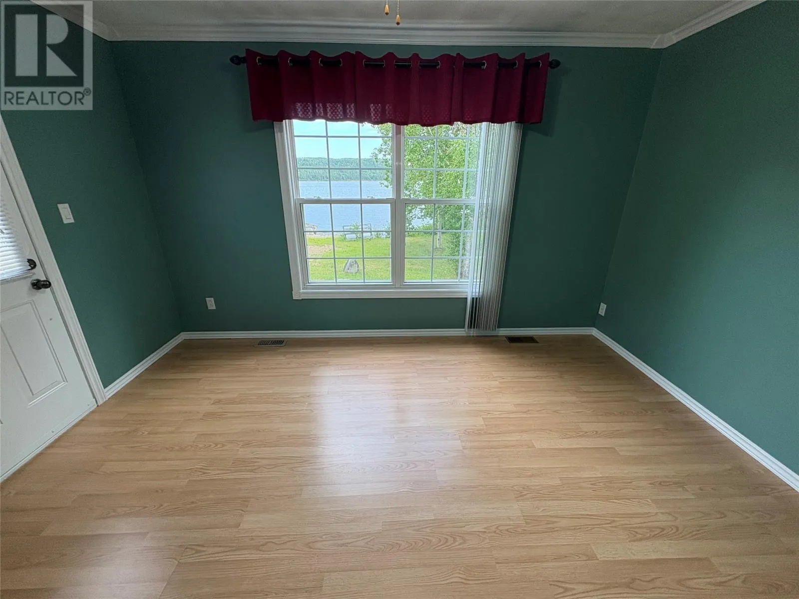 1 Crooked Lake Road