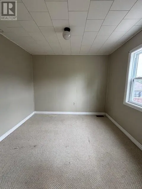 28 Poplar Road