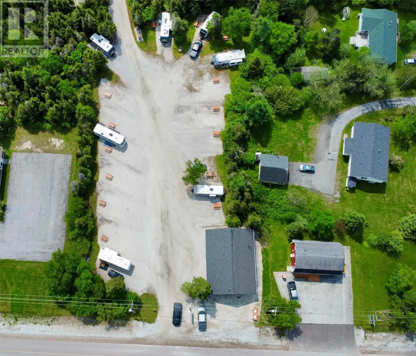 41 West link Road