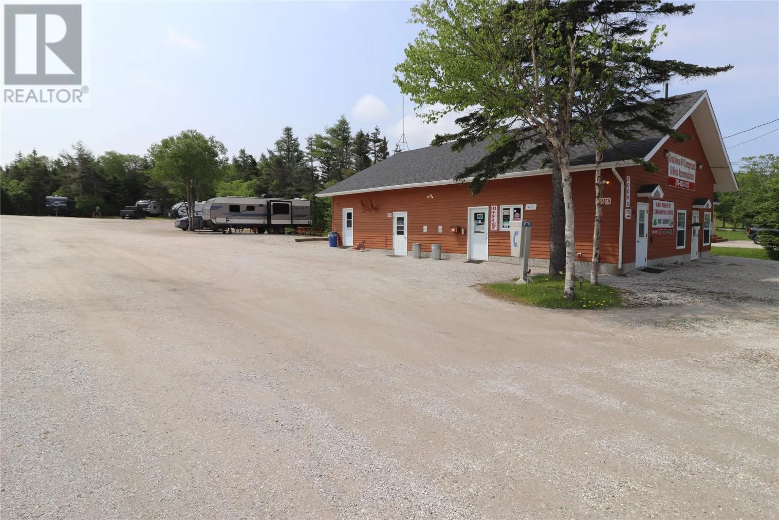 41 West link Road