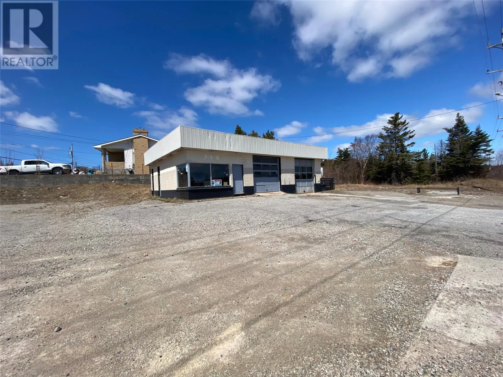 175-177 Hansen Memorial Highway