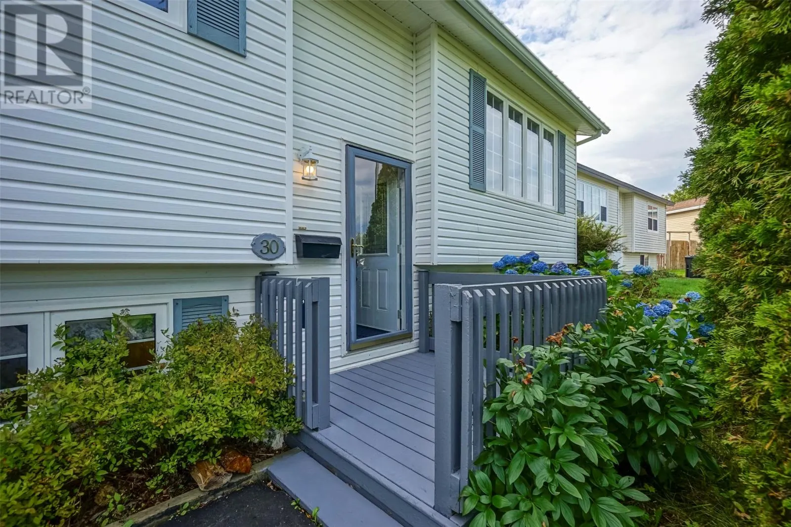 30 Hounsell Avenue