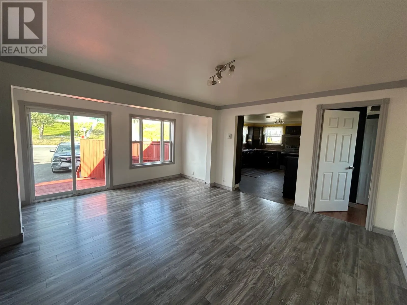 1 Eleventh Avenue