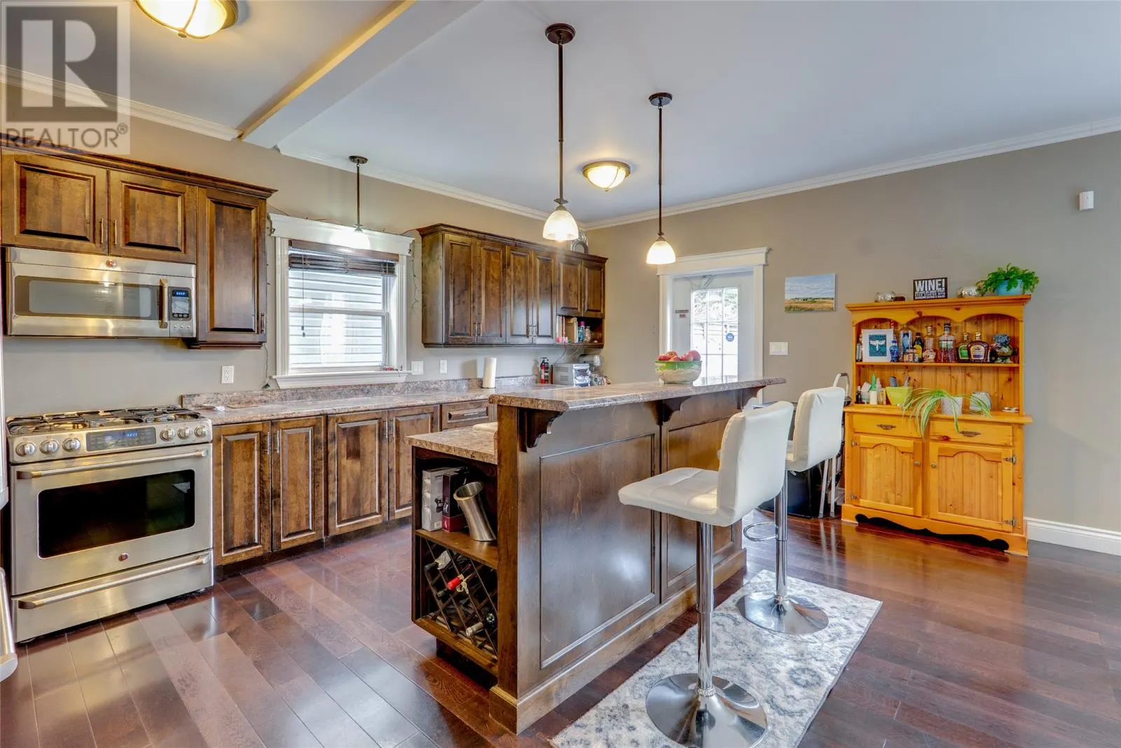 4 Atlantica Drive