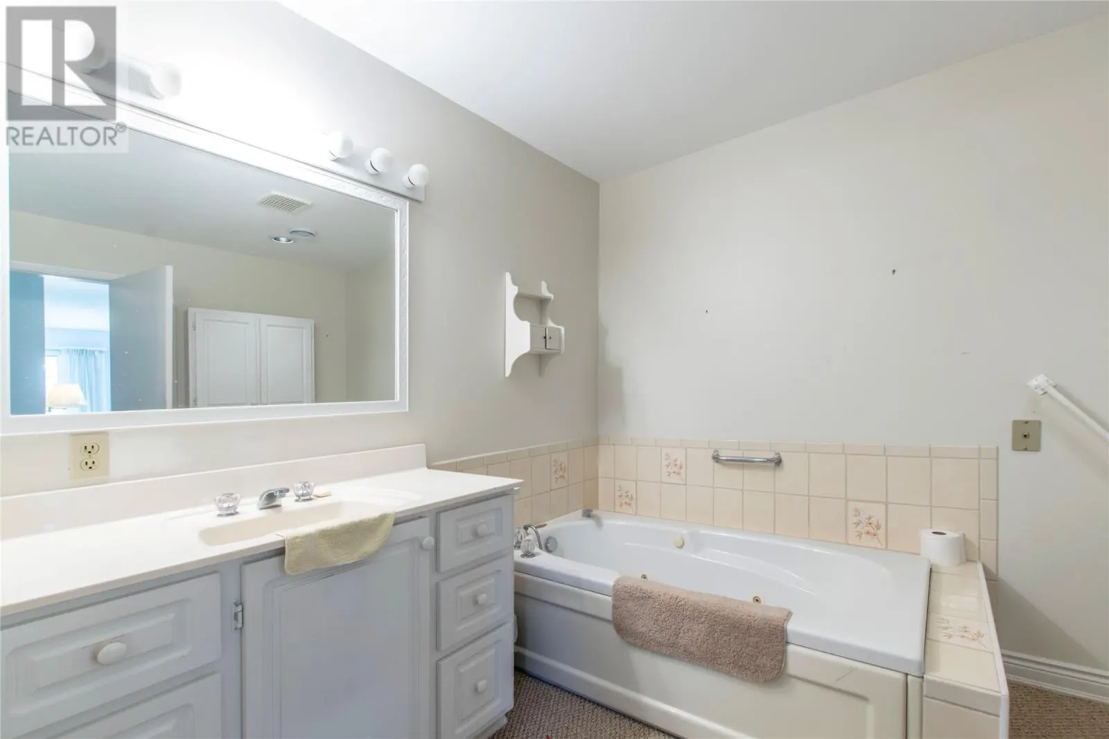 271A Bennetts Pond