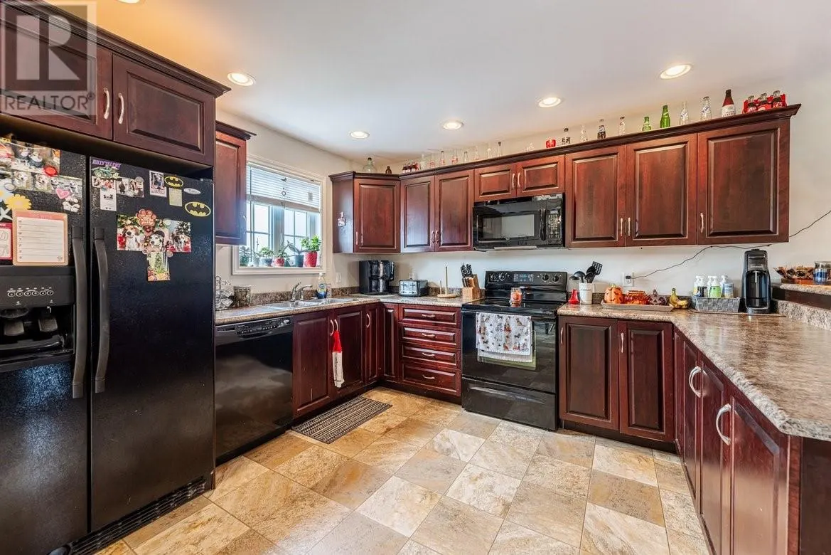 147 PARADISE Road