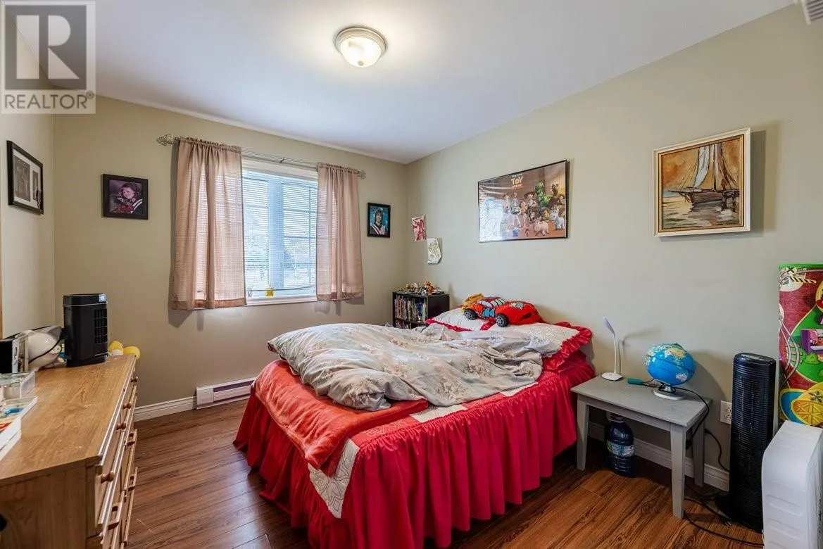 147 PARADISE Road