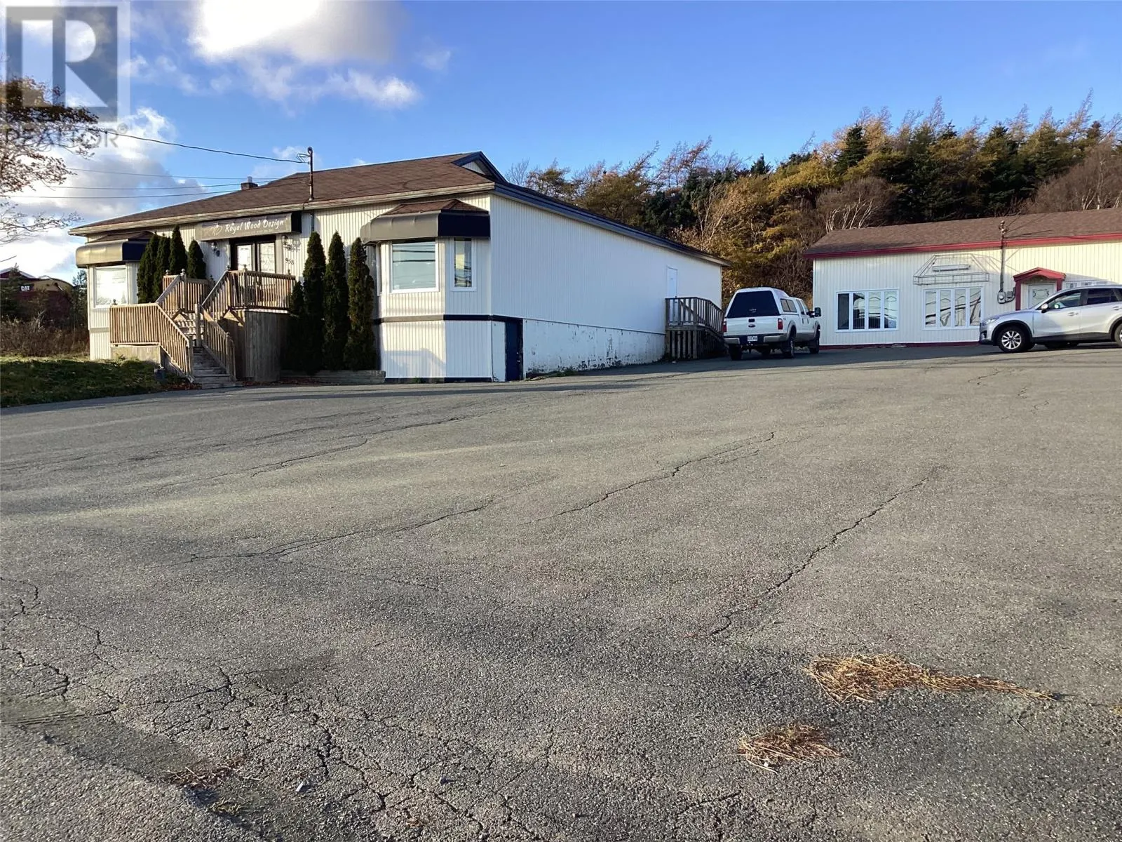 956-958 Topsail Road