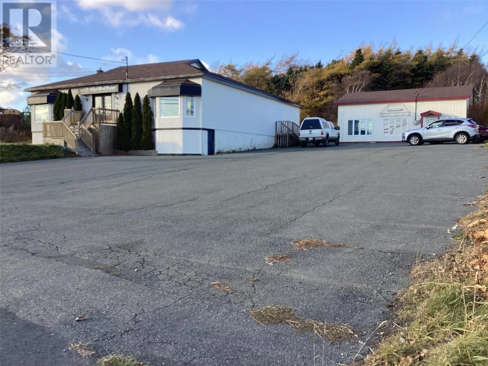 956-958 Topsail Road