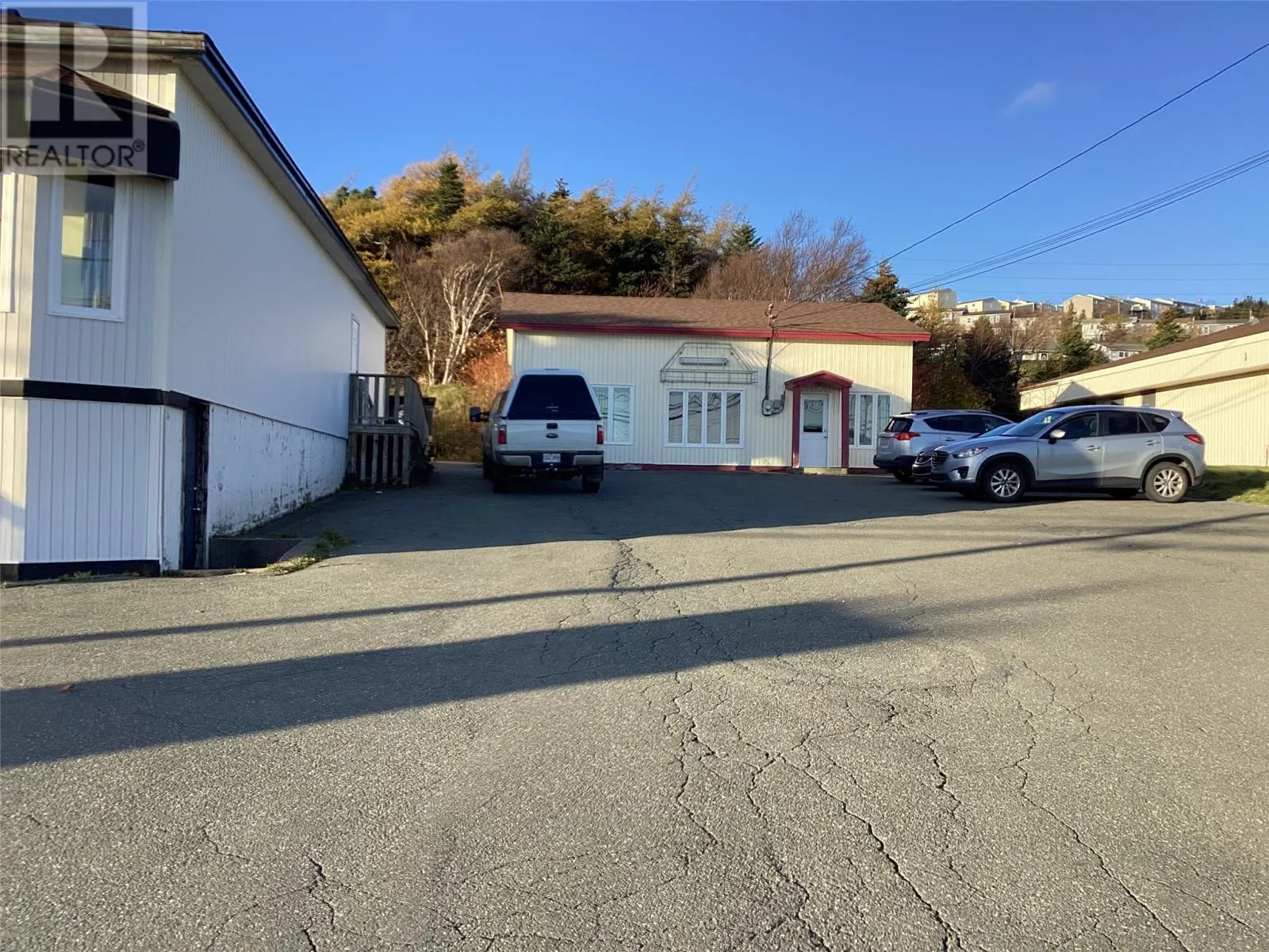 956-958 Topsail Road