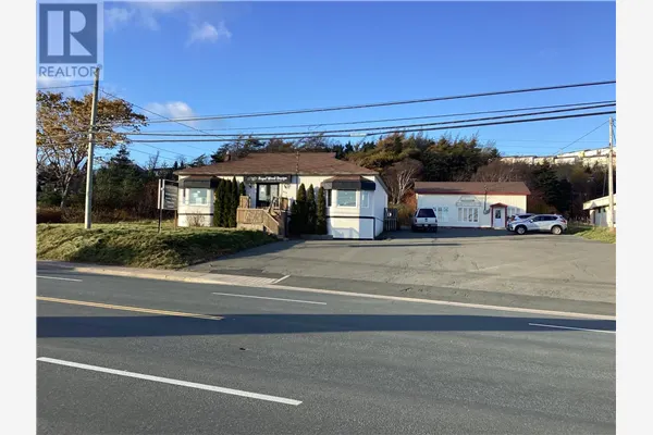 956-958 Topsail Road