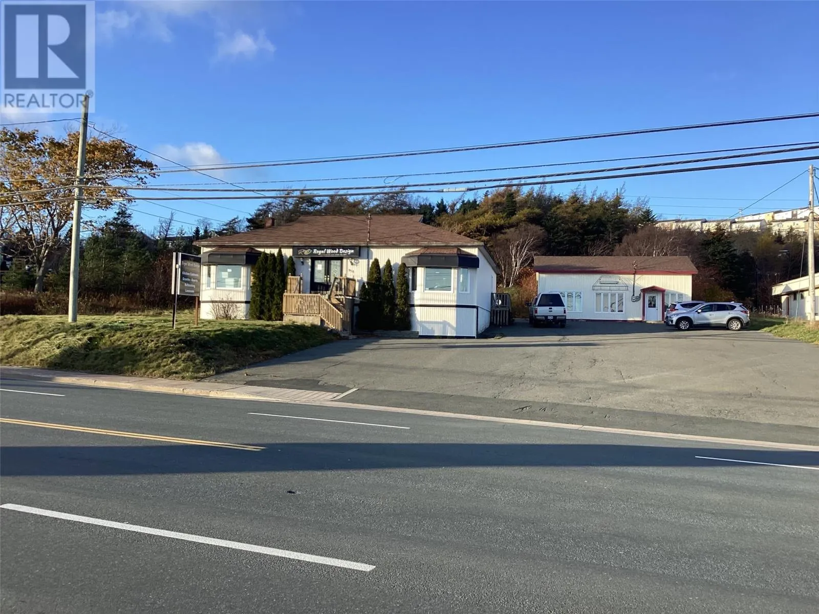 956-958 Topsail Road
