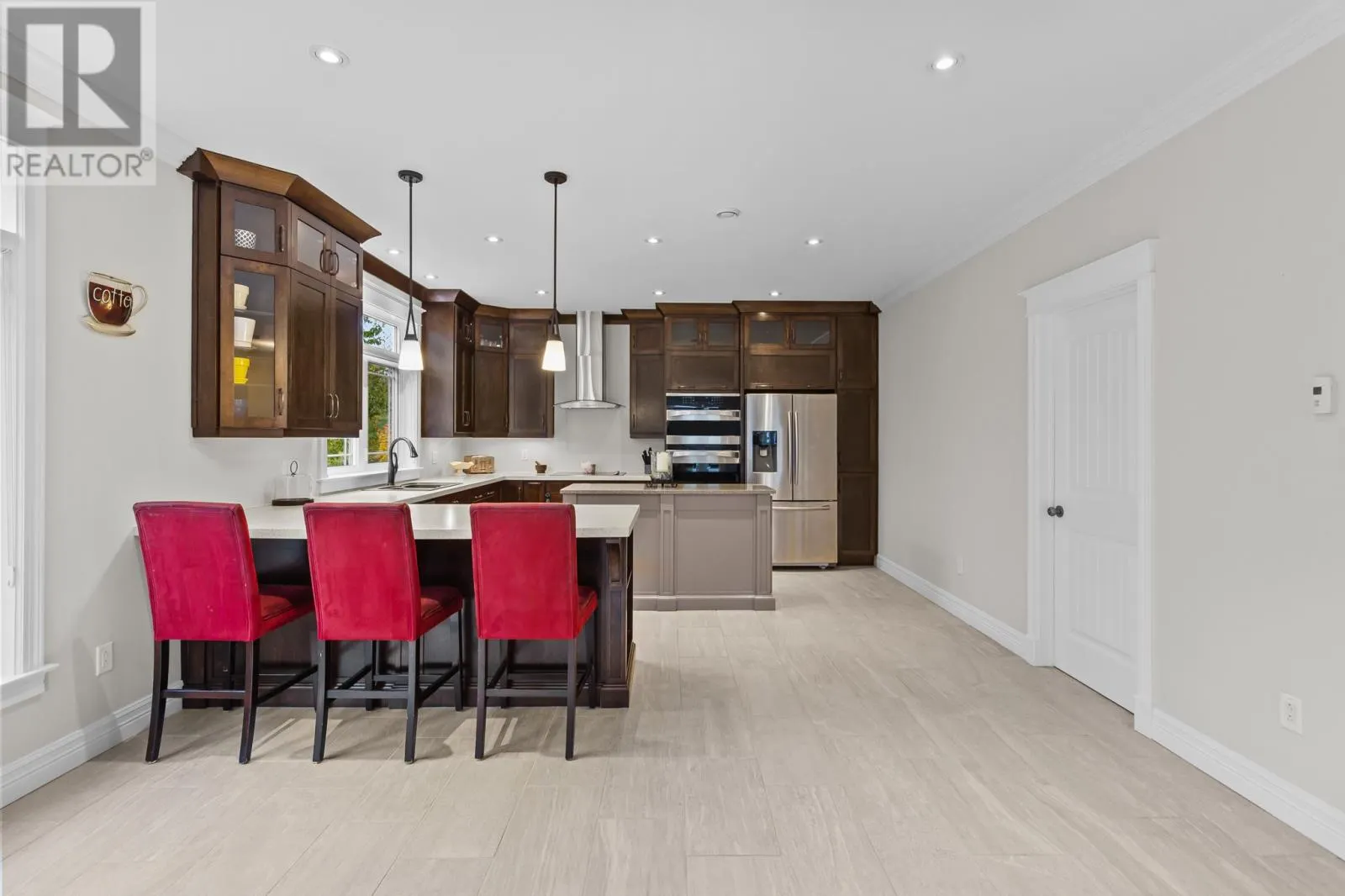 8 Harvey Place
