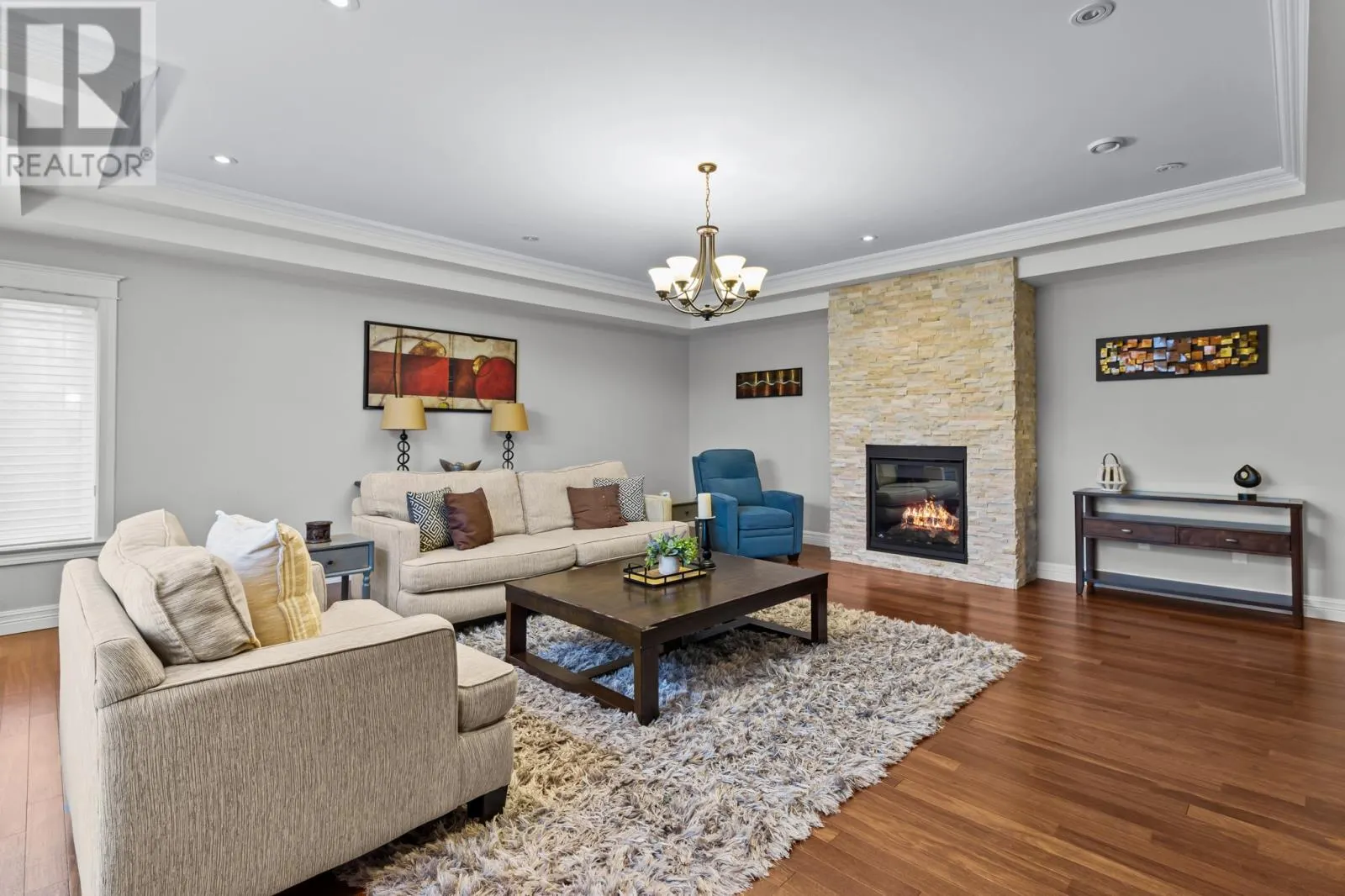 8 Harvey Place
