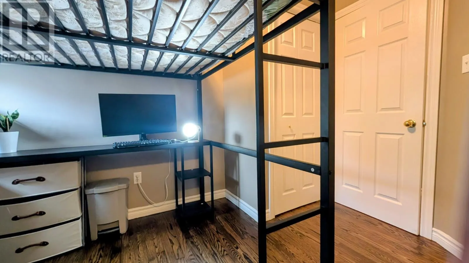 104 Portugal Cove Road Unit#302, #302