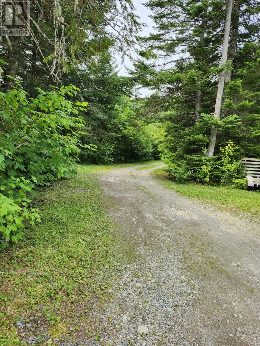 4 Old Rail Bed Road