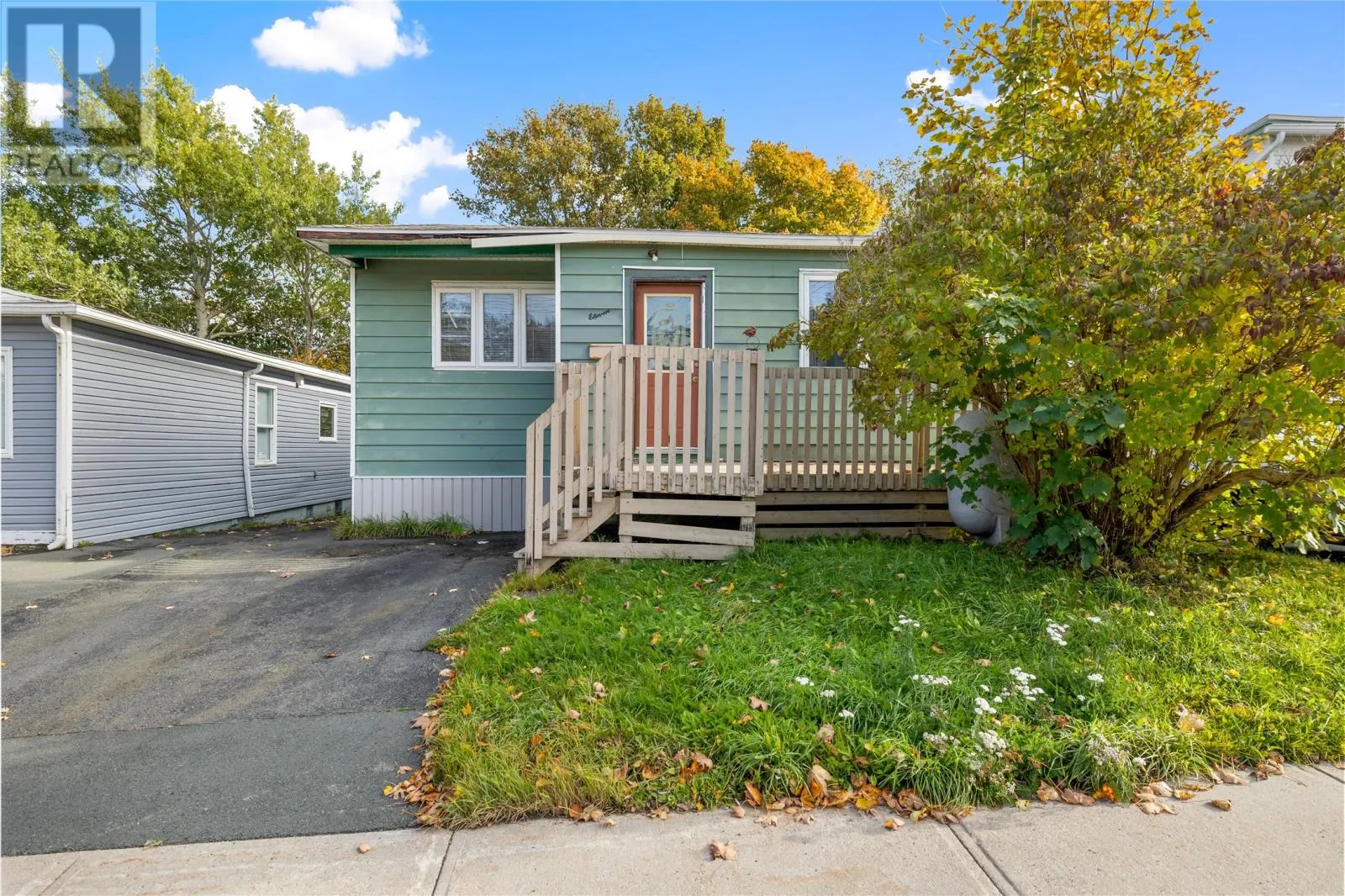 11 Blackmarsh Road