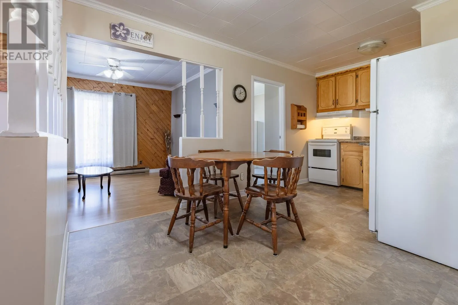 13 Happy Valley Road