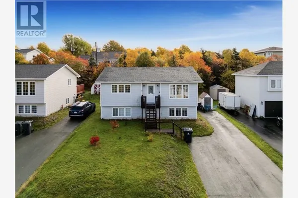 7 Sweetenwater Crescent