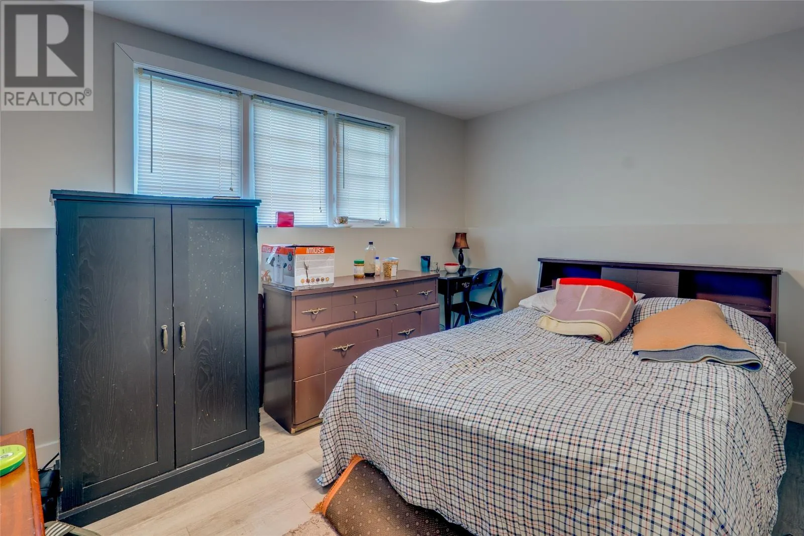 7 Sweetenwater Crescent