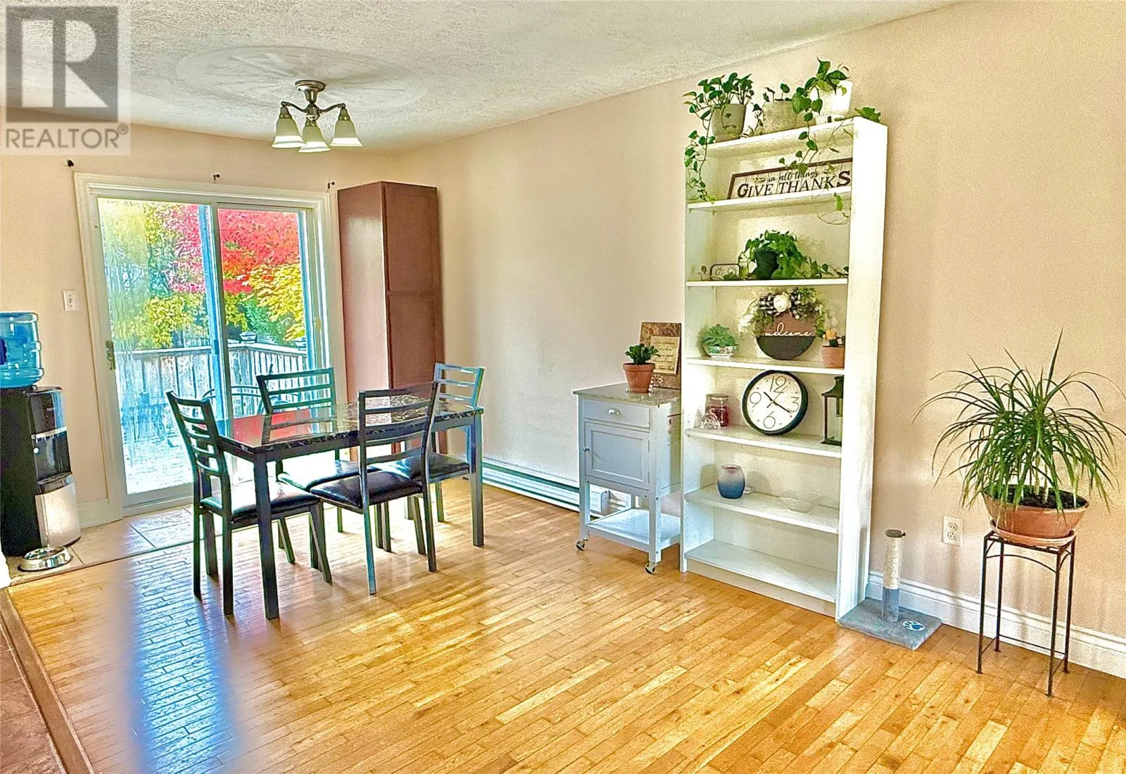 22 JACQUELINE Avenue