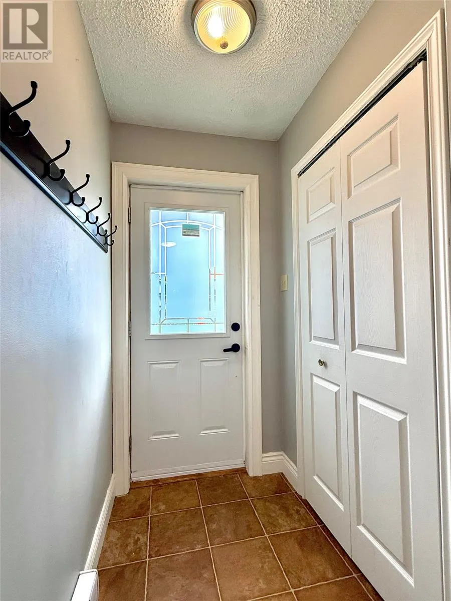 22 JACQUELINE Avenue